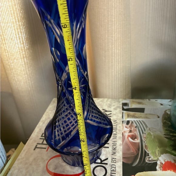 Cobalt Blue Cut to Clear Glass Vase Vintage - Picture 6 of 8